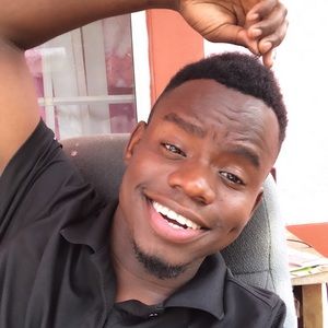 Meet your Posher, Guyvens